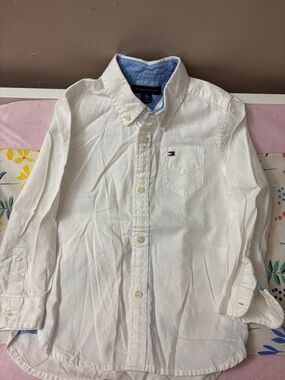 Tommy Hilfiger White Button-Down Shirt with Light Blue Collar Lining